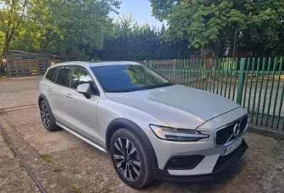 Volvo V60 cena 105000 przebieg: 91000, rok produkcji 2019 z Kraków małe 92